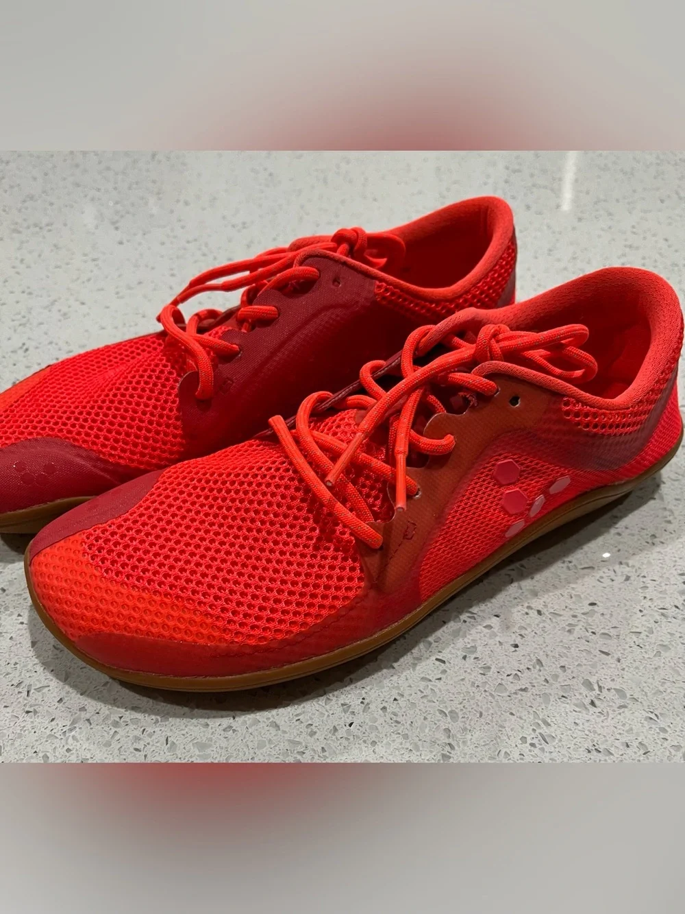 Vivobarefoot Primus Lite III WomensBarefoot Shoes Vibrant Red Size5.5/6 EUR 36